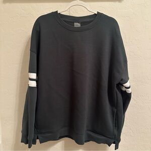Danskin Oversized Sweatshirt in Dark Green